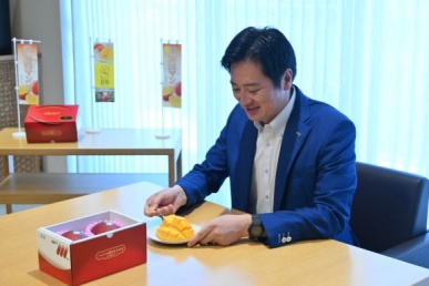 完熟マンゴー贈呈式②