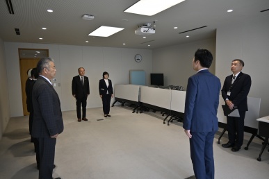 監査委員辞令交付式①