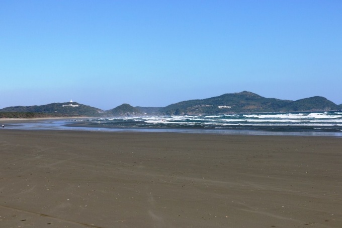 広い砂浜
