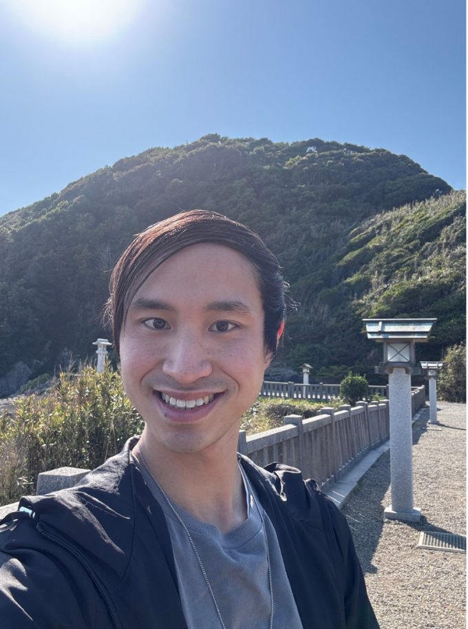 トーマス顔写真②